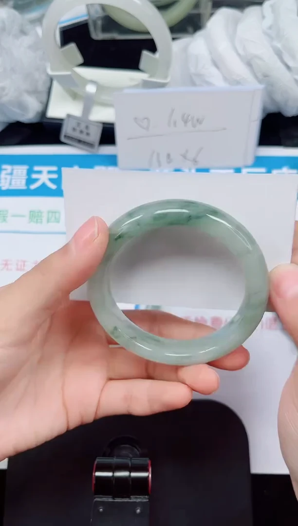 未镶嵌手镯石英质玉108-52/53