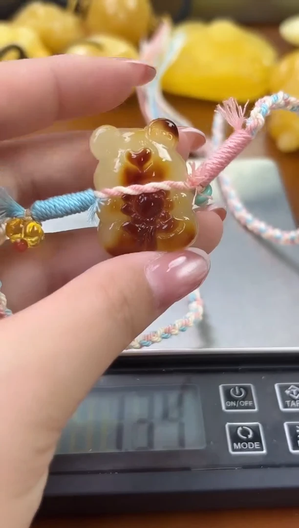 未镶嵌蜜蜡裸石琥珀蜜蜡吊坠