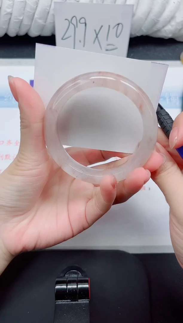 【闪购商品】石英质玉手镯未镶嵌35#55.7