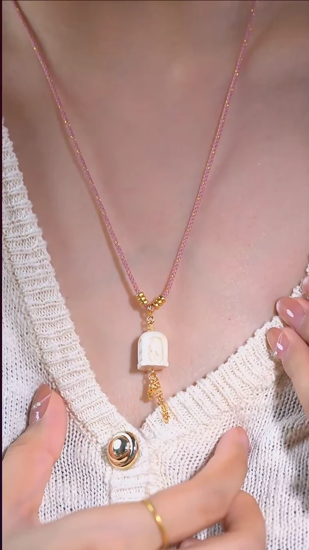 泥塑丫丫四面佛吊坠编绳