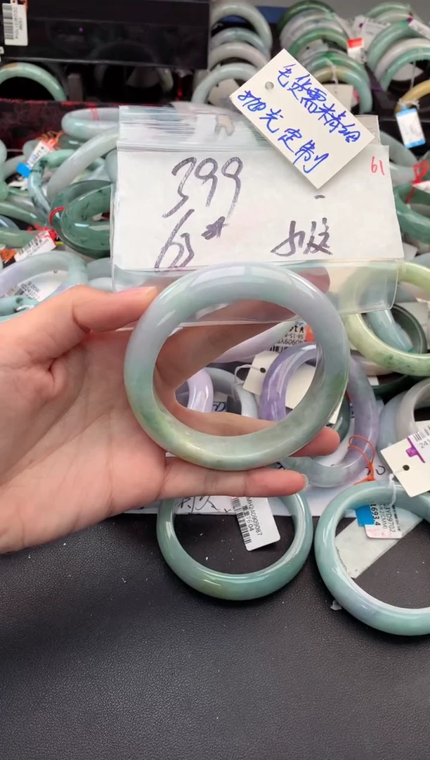 【闪购商品】定制翡翠未镶嵌毛货需精细抛光+多人