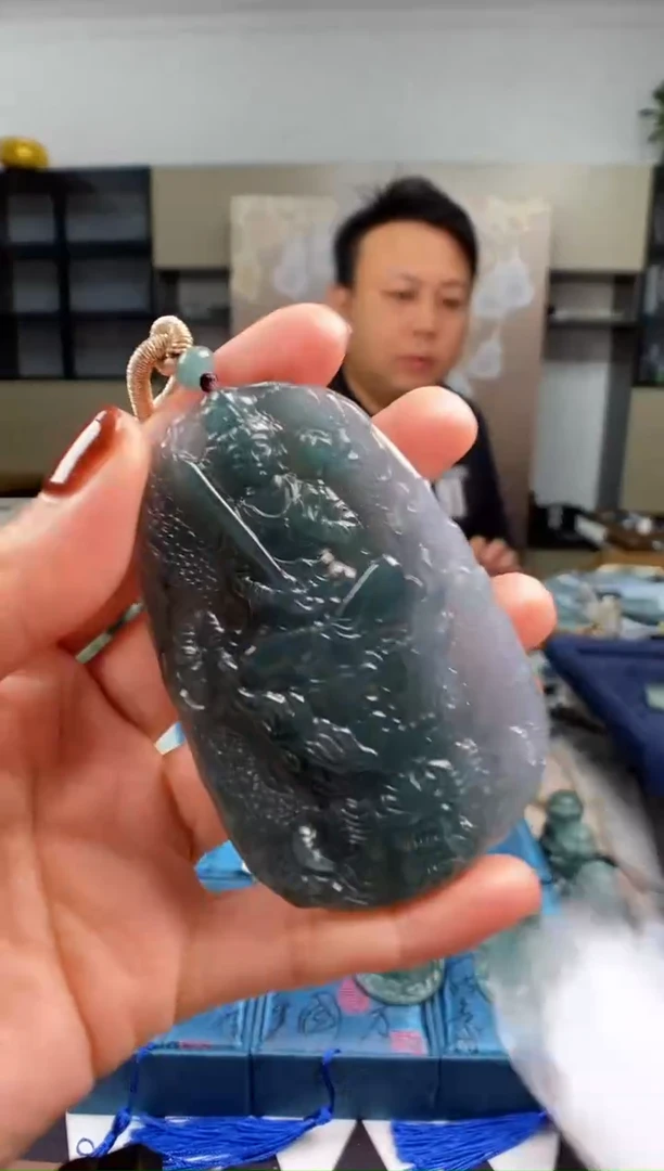 颈饰未镶嵌翡翠多样性发其一