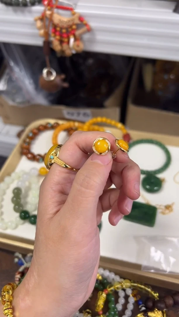 蜜蜡银S925镶嵌耳饰满蜜蜜蜡圆蛋面银耳钉[4371]