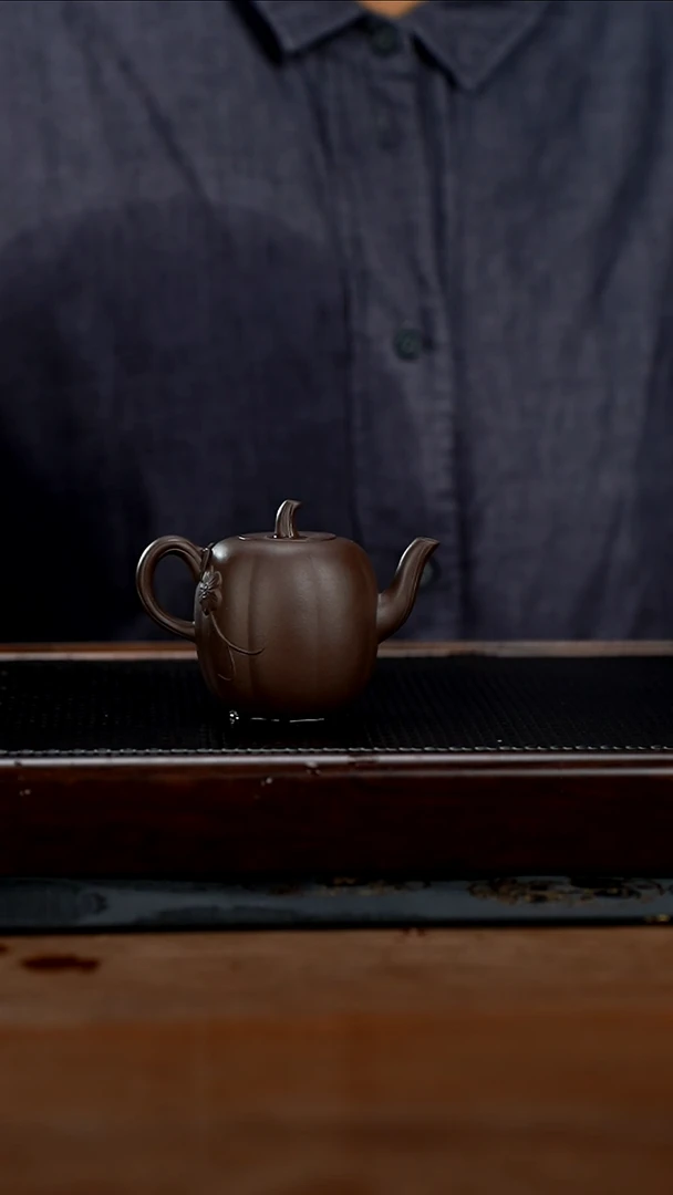 茶壶紫砂邱****面130cc黄龙山原矿紫泥南瓜壶25