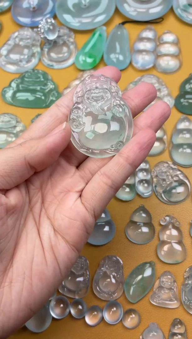 吊坠(不含链)未镶嵌翡翠72 财神 46.3 34.7 7.5