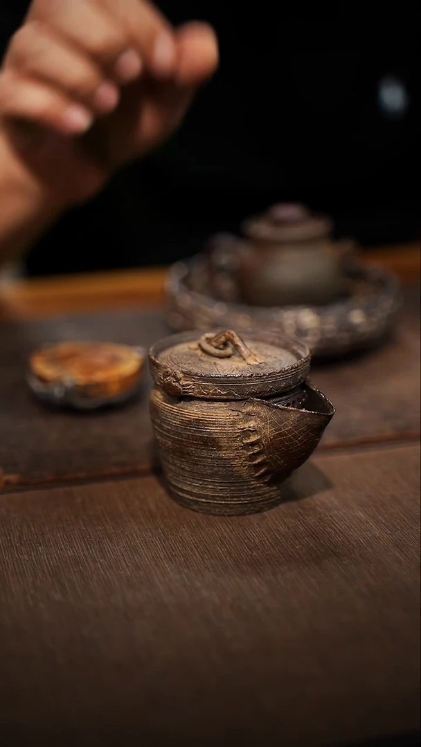 全手工制作  南蛮手抓宝瓶