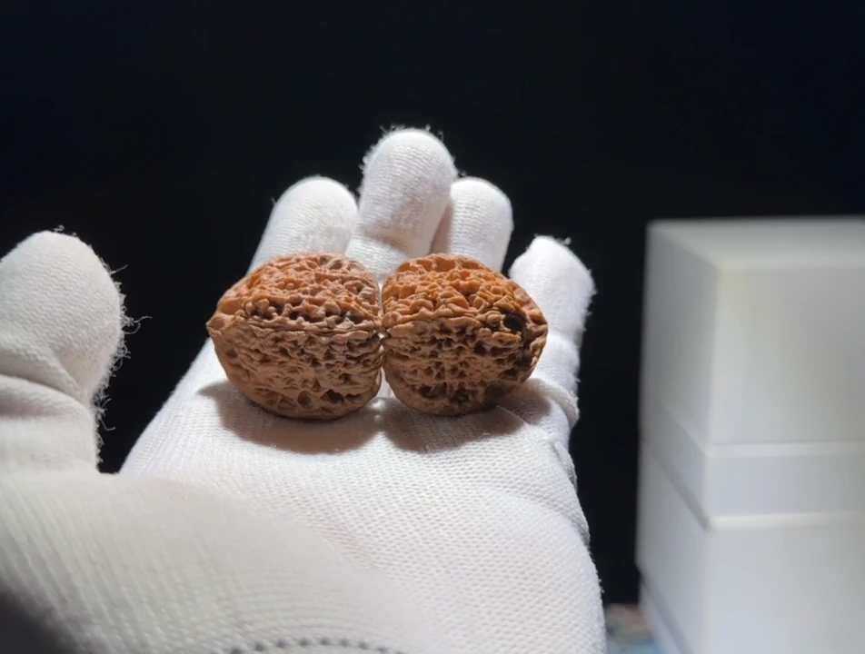 吊坠文玩核桃爱**锅全品 32  南疆