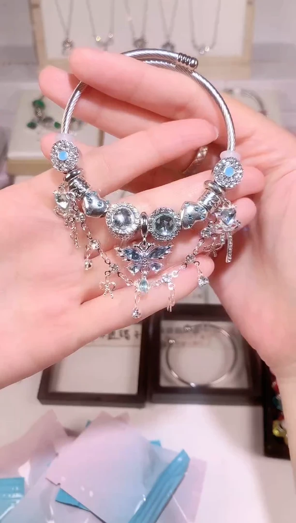 无铜合金湖蓝色新款，库存1~