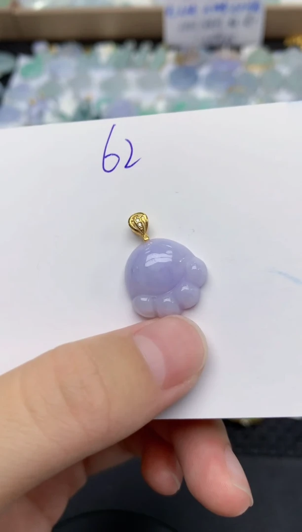 翡翠未镶嵌颈饰天然缅甸A货翡翠