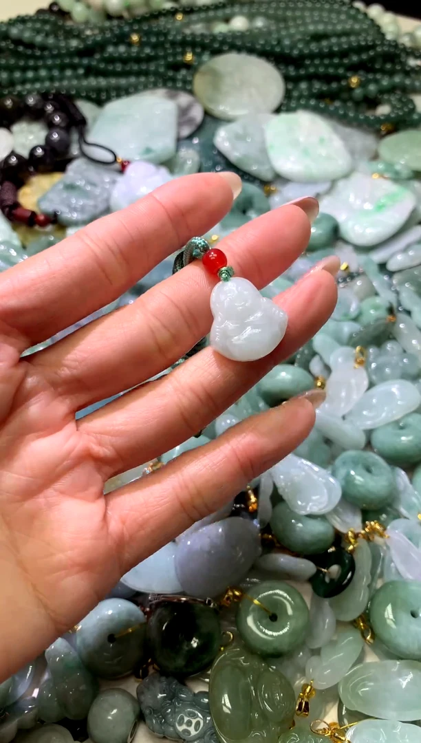 吊坠(不含链)未镶嵌翡翠1