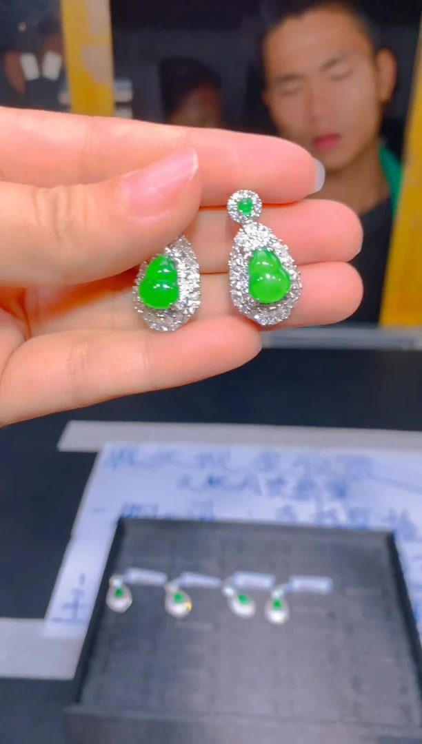 定制翡翠未镶嵌8定制翡翠-多样性发货（发其一）