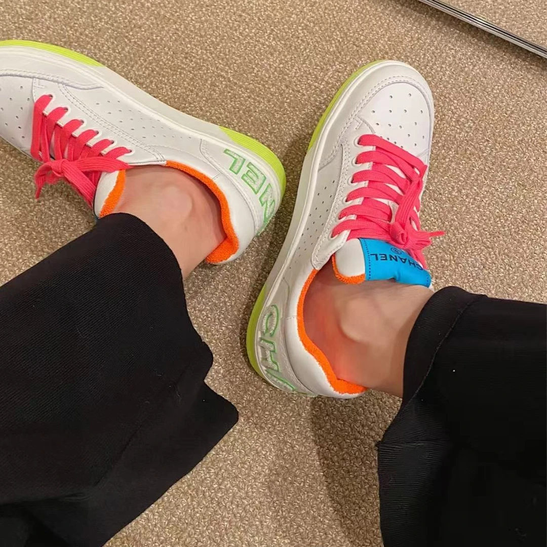 95新 Chanel/香奈儿 白色荧光黄底运动鞋 38.5