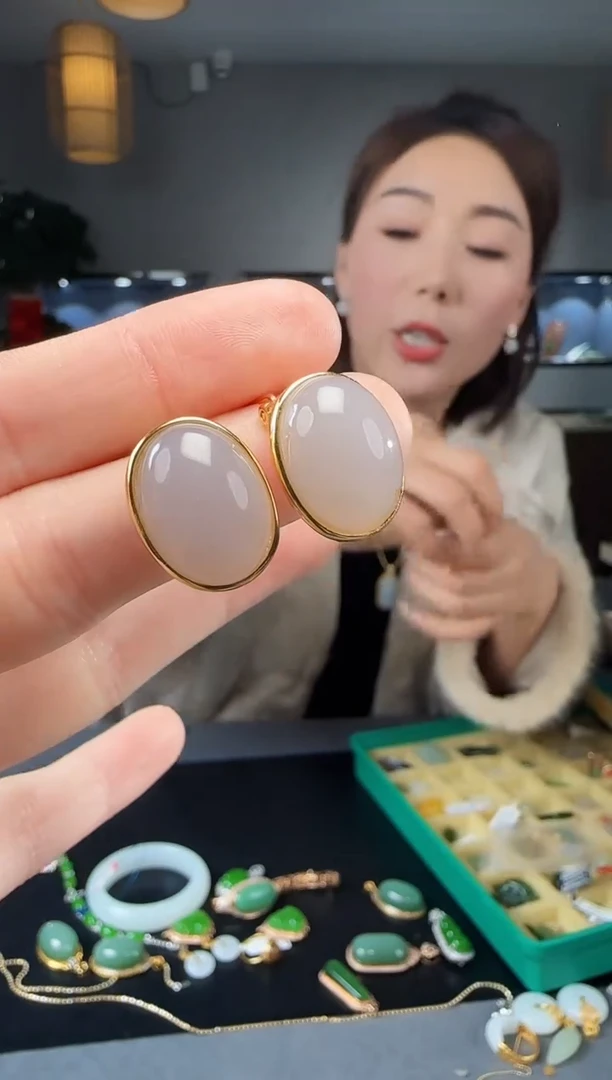 【闪购商品】和田玉耳钉银S925镶嵌1