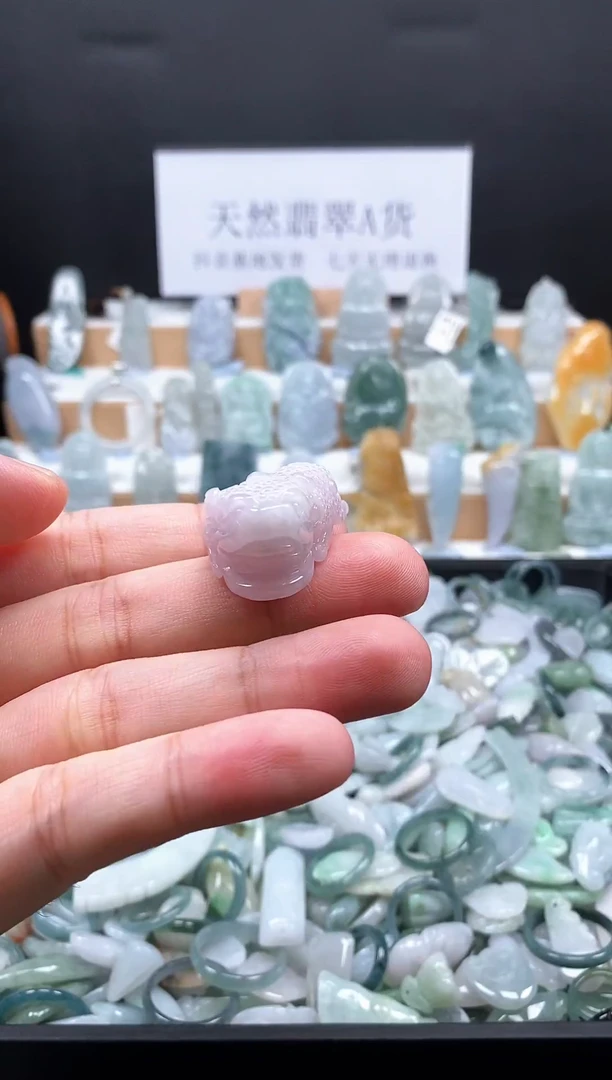 翡翠未镶嵌吊坠(不含链)90金蟾吊坠