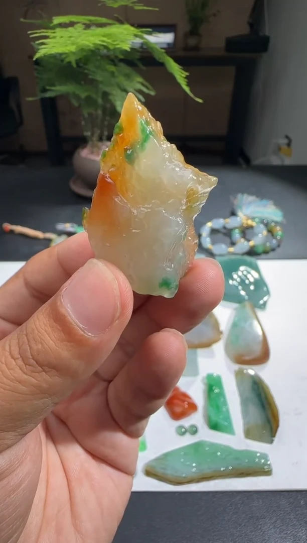 定制翡翠未镶嵌缅甸A货翡翠