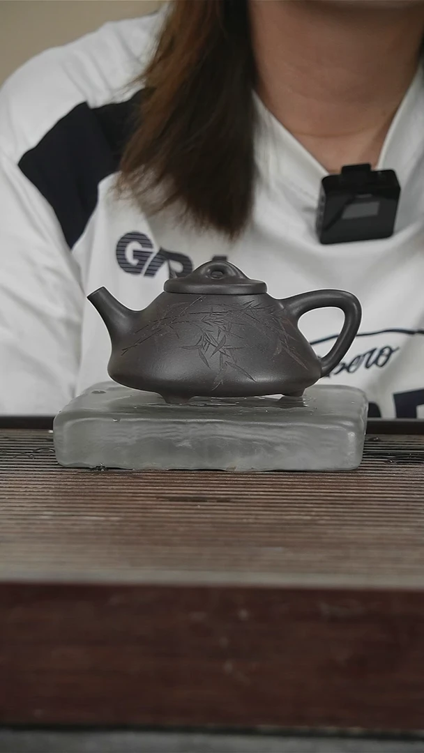 茶壶紫砂75号300CC