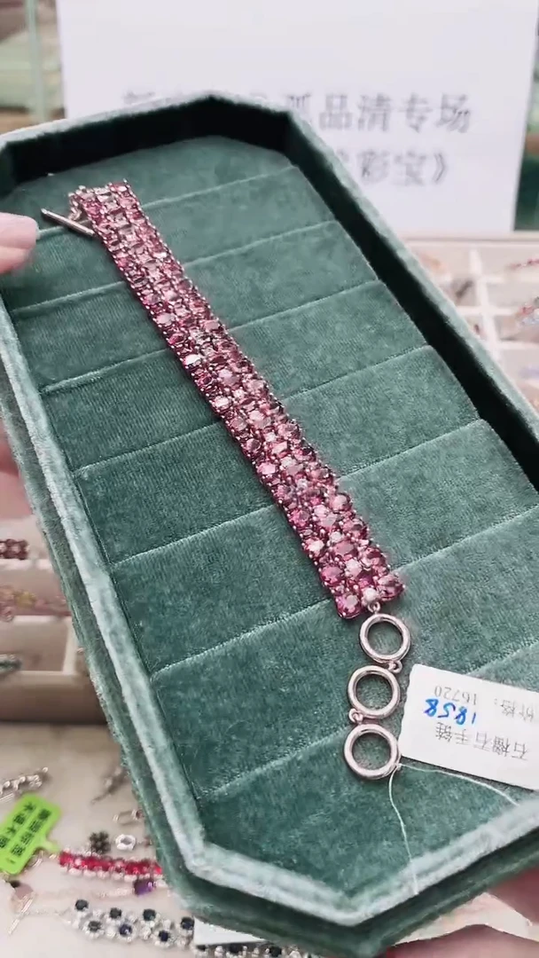 银S925镶嵌手链石榴石213ZB1128产品一个（多样性）