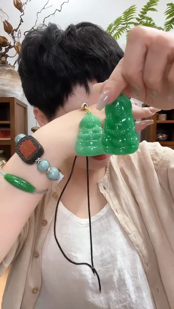 翡翠合金吊坠(赠链)979
