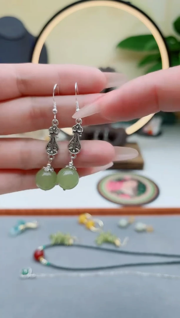 东陵石银S925镶嵌耳饰6233