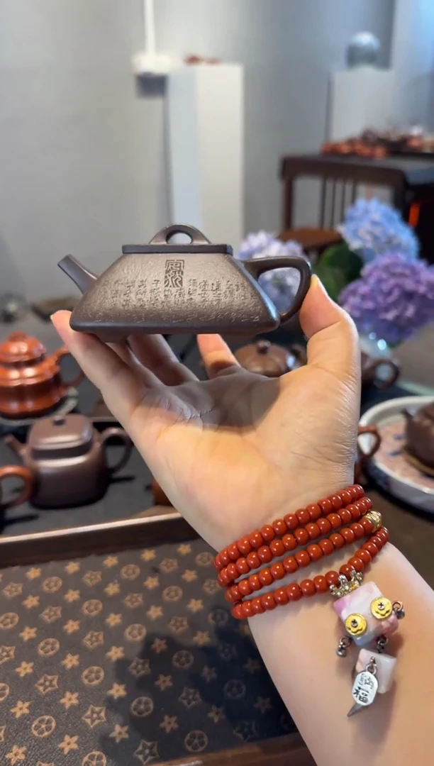 茶壶紫砂四方石瓢 刻绘