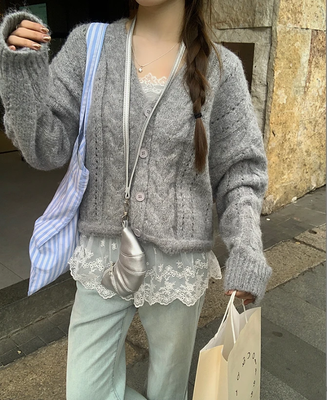 韩11甜美温柔麻花v领毛衣开衫女2025春宽松遮肉软糯减龄针织上衣