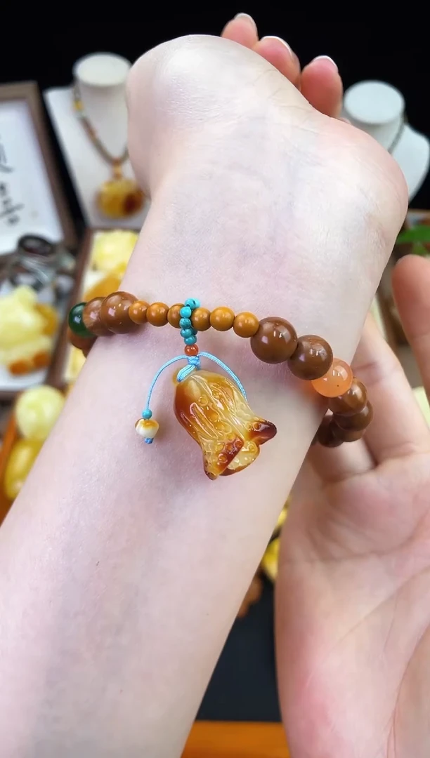 琥珀未镶嵌珠宝奇石柒月