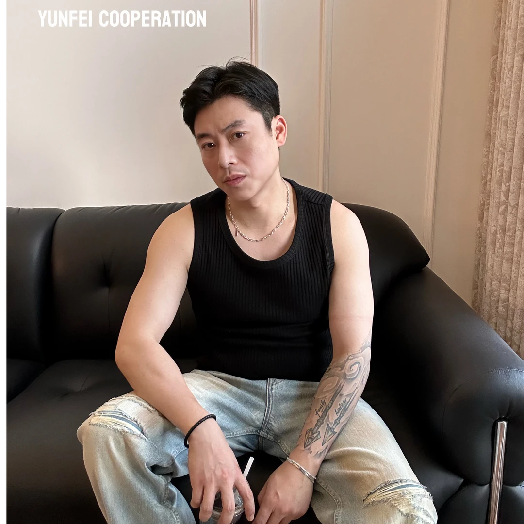 YUNFEI 微弹肌理条纹380克合体版型背心6675