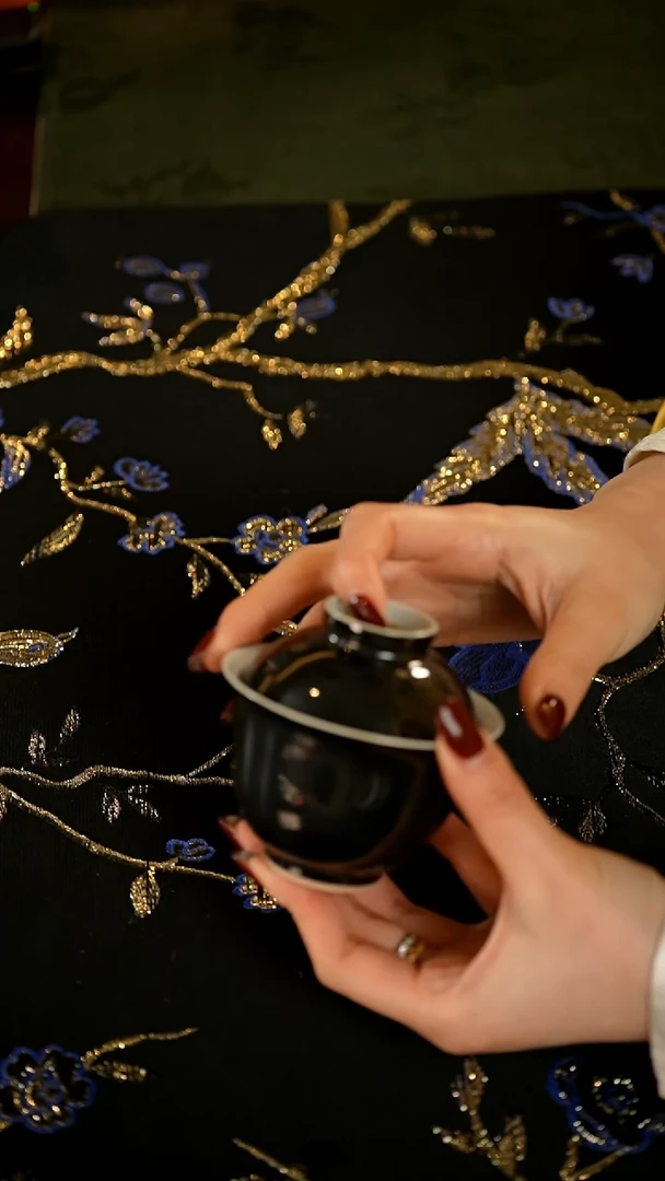 【闪购商品】瓷片            拍拍拍