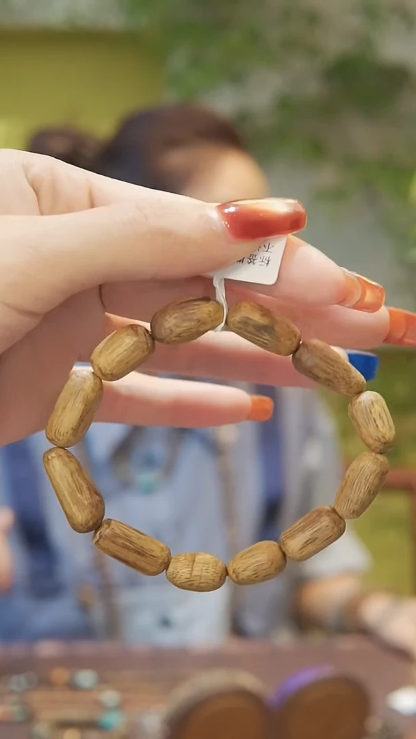 手串沉香莺歌绿棋楠白棋随型单圈