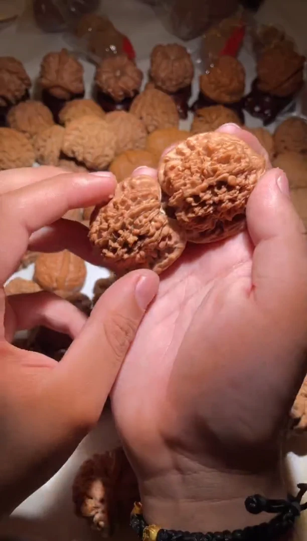 吊坠文玩核桃十***天文玩核桃满天星