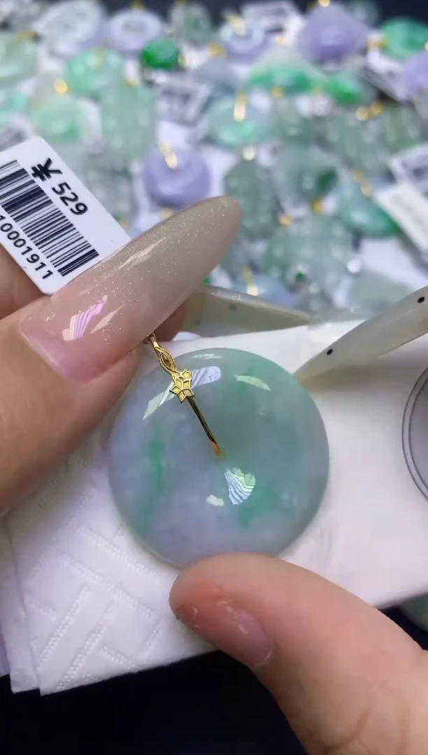 颈饰18K金镶嵌翡翠天然缅甸翡翠A货百元以上9元证书费自理