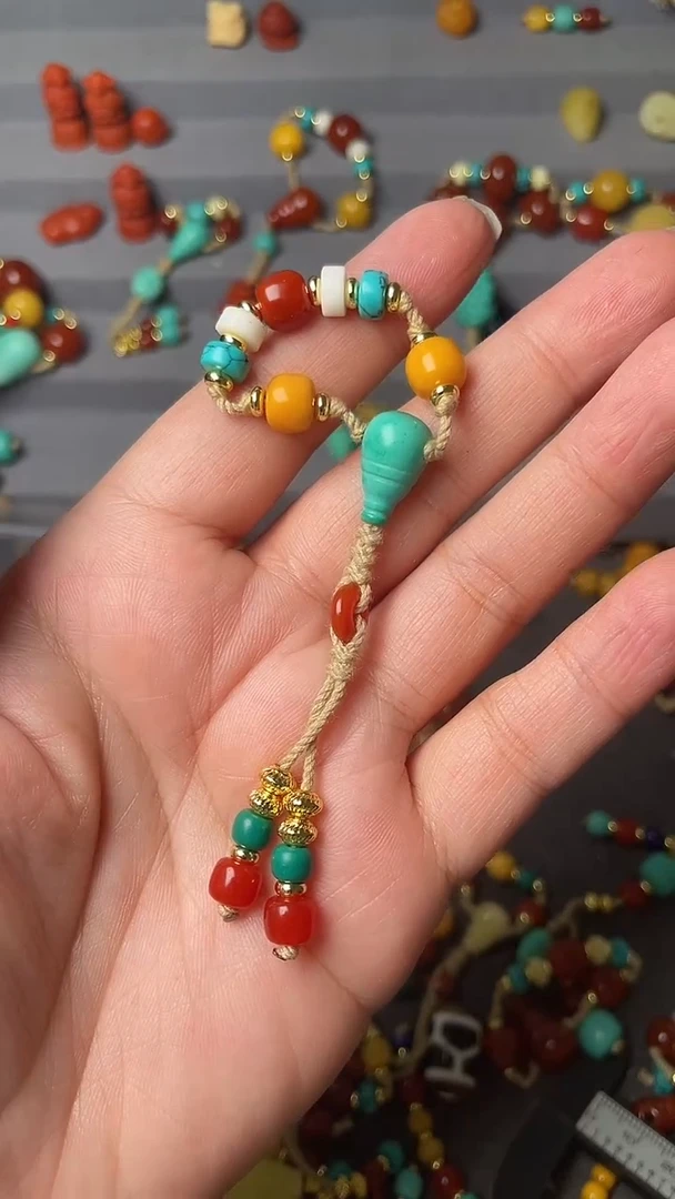 裸石蜜蜡未镶嵌4-7绿三通 蜜蜡腰珠