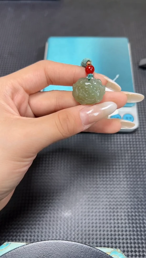 吊坠(不含链)未镶嵌和田玉99