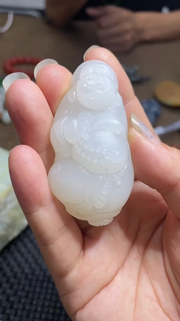 和田玉未镶嵌挂件定制