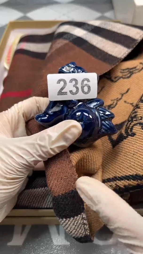 瓷片陶瓷如图所示周边