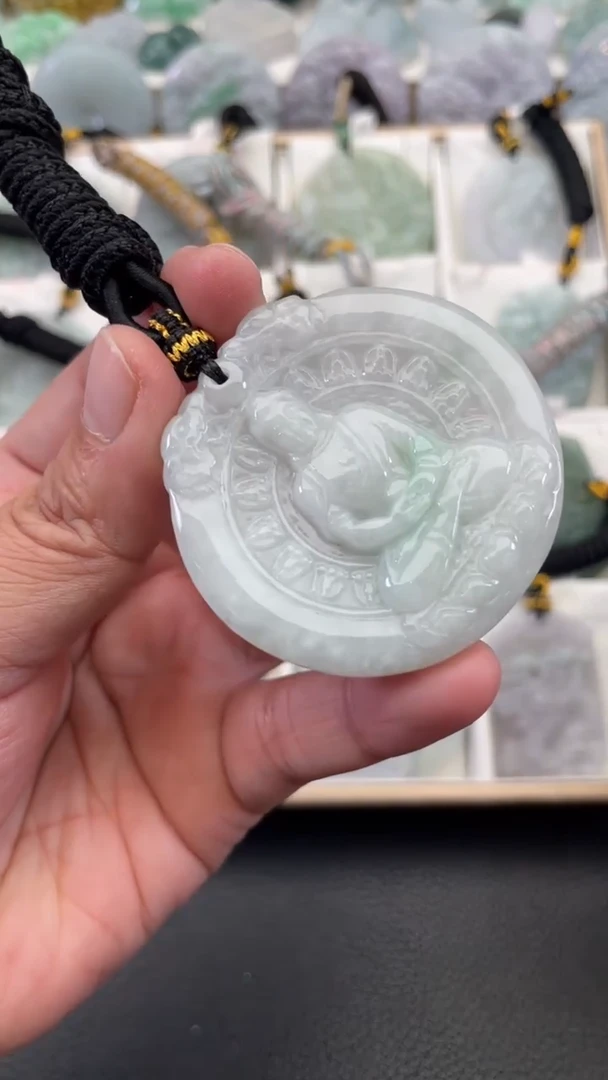 颈饰未镶嵌翡翠天然缅甸翡翠A货108