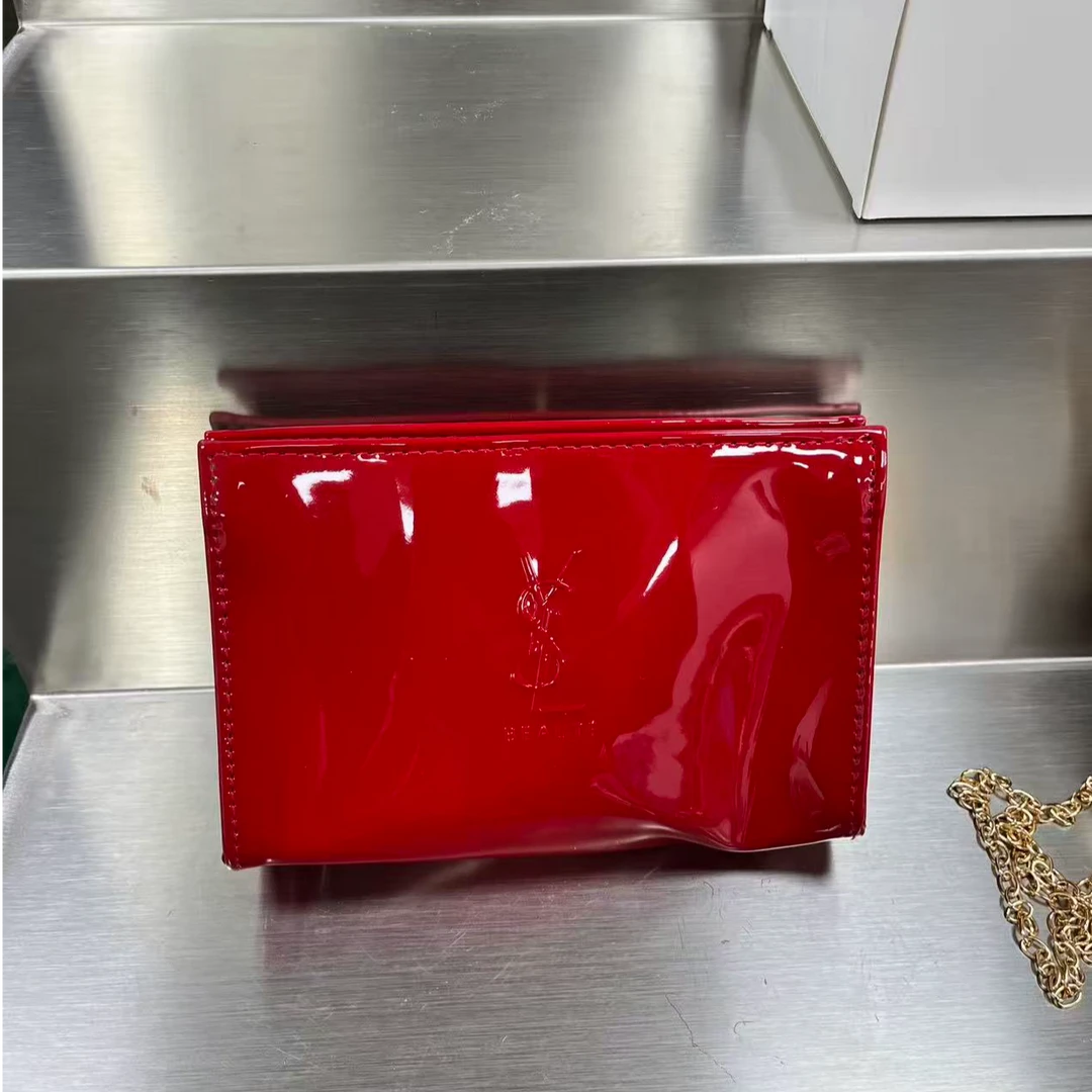 圣罗兰【K376】哑光pu皮粉色三角包高级质感手拿包化妆包轻奢纯色