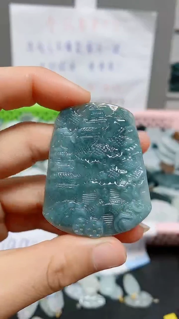 【闪购商品】翡翠颈饰未镶嵌天然翡翠A货