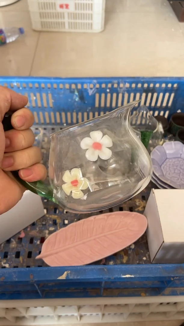 杯无运费险有瑕疵的摄影的产品有使用过的痕迹有点脏介意勿拍