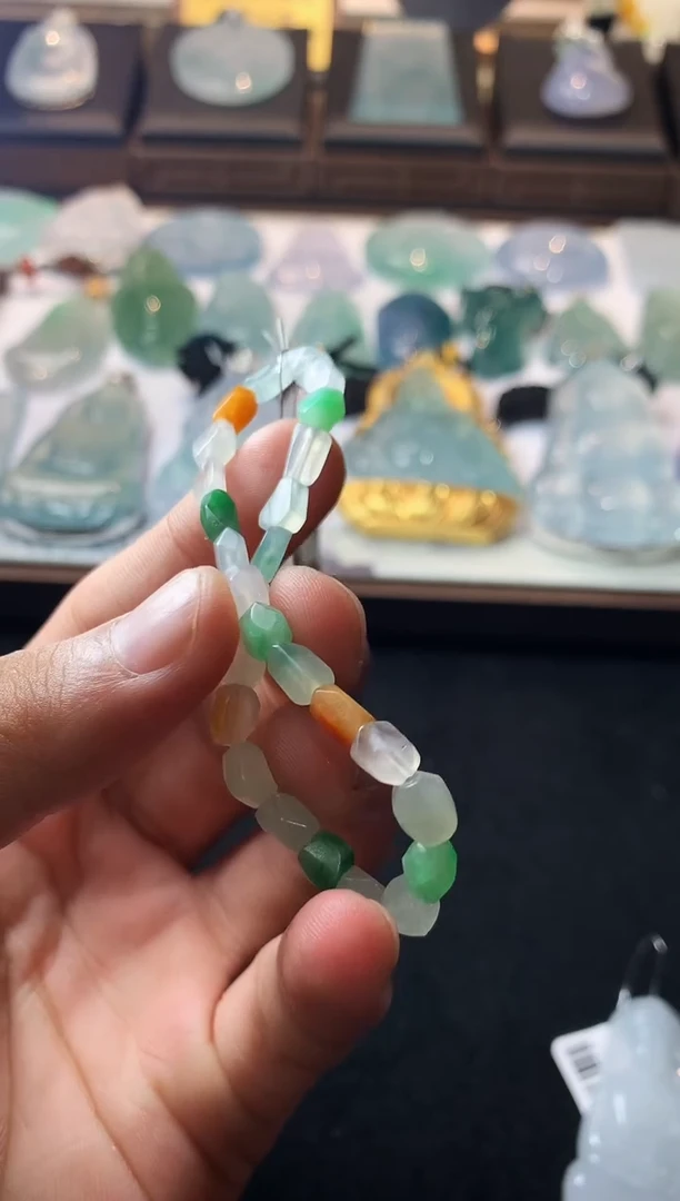 未镶嵌定制翡翠何*S毛货不退不换