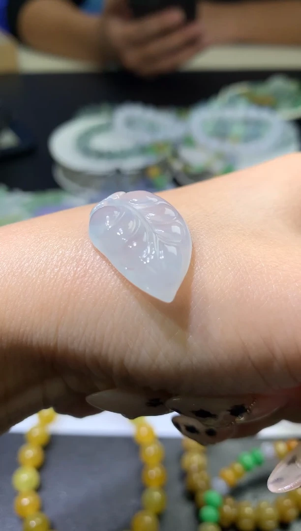 未镶嵌定制翡翠毛货  23.8-15.2-5.5