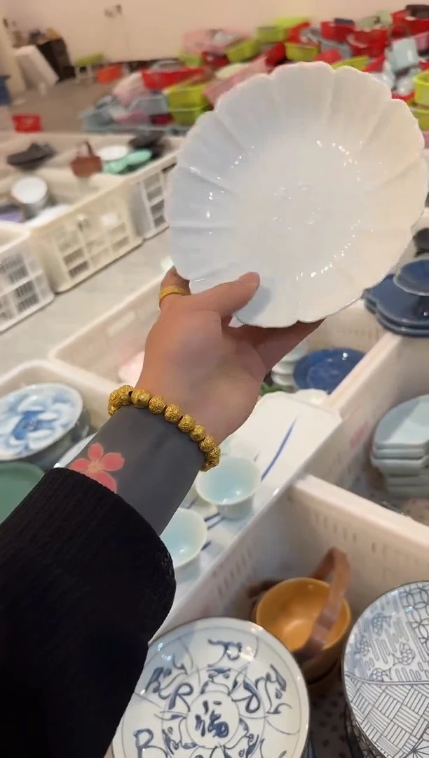 微瑕商品，介意勿拍 ②