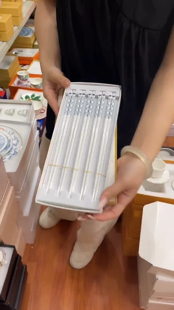 杯鸿辉家品牌瓷器，京东包邮！