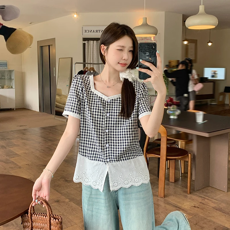 大码胖mm时尚拼接蕾丝格子短袖小衫女夏季新款宽松百搭遮肚上衣
