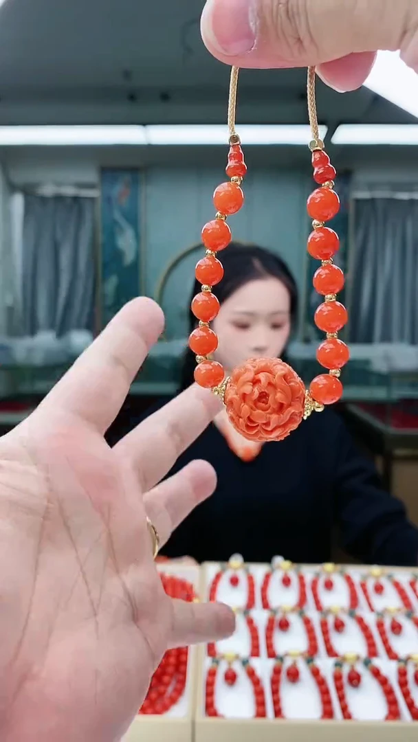 【闪购商品】翡翠颈饰14K金镶嵌D198吊坠