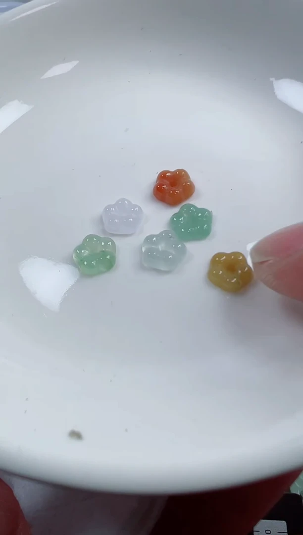 散珠翡翠星****舟620号链接，A货翡翠