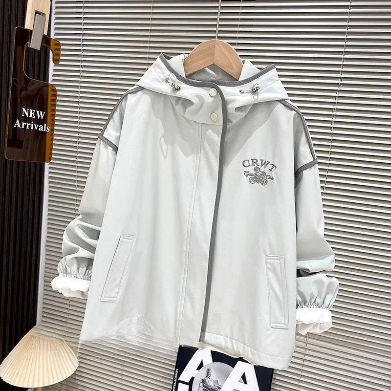 儿童装男童外套春秋款2025新款男孩冲锋衣服大童青少年春装亲子装