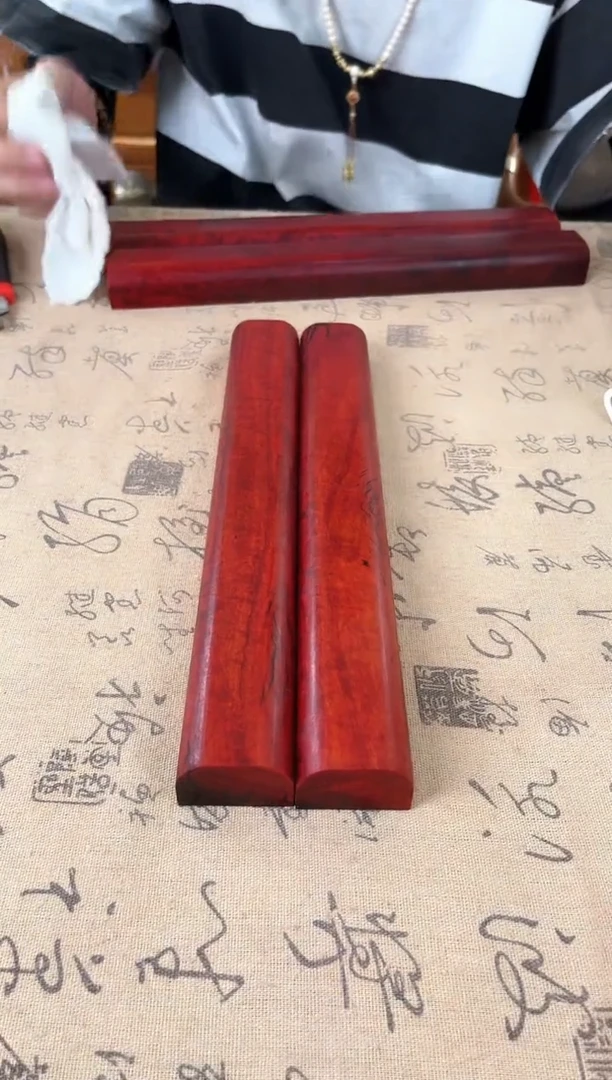 木爱***人小叶紫檀 镇尺一对