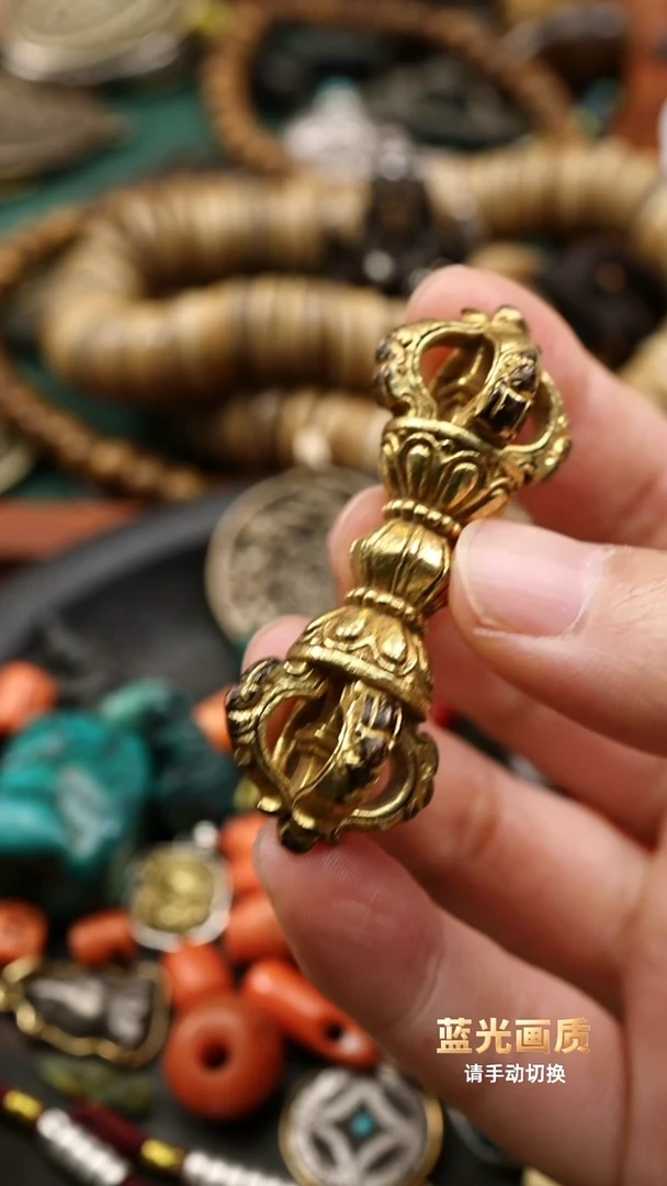 铜鎏金小杵老配饰