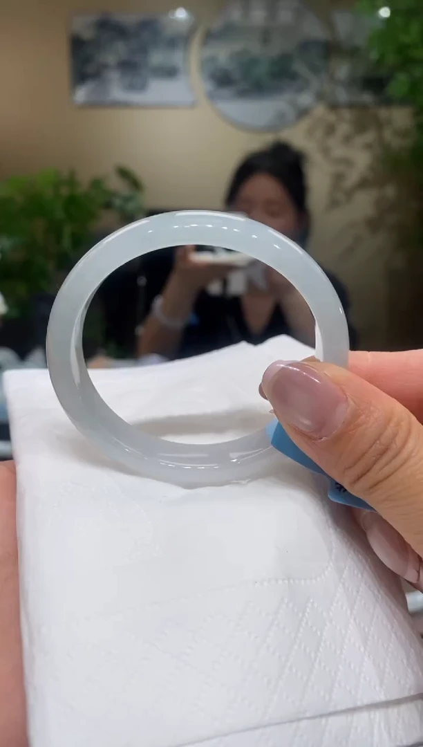 【闪购商品】翡翠手镯未镶嵌翡翠50-51